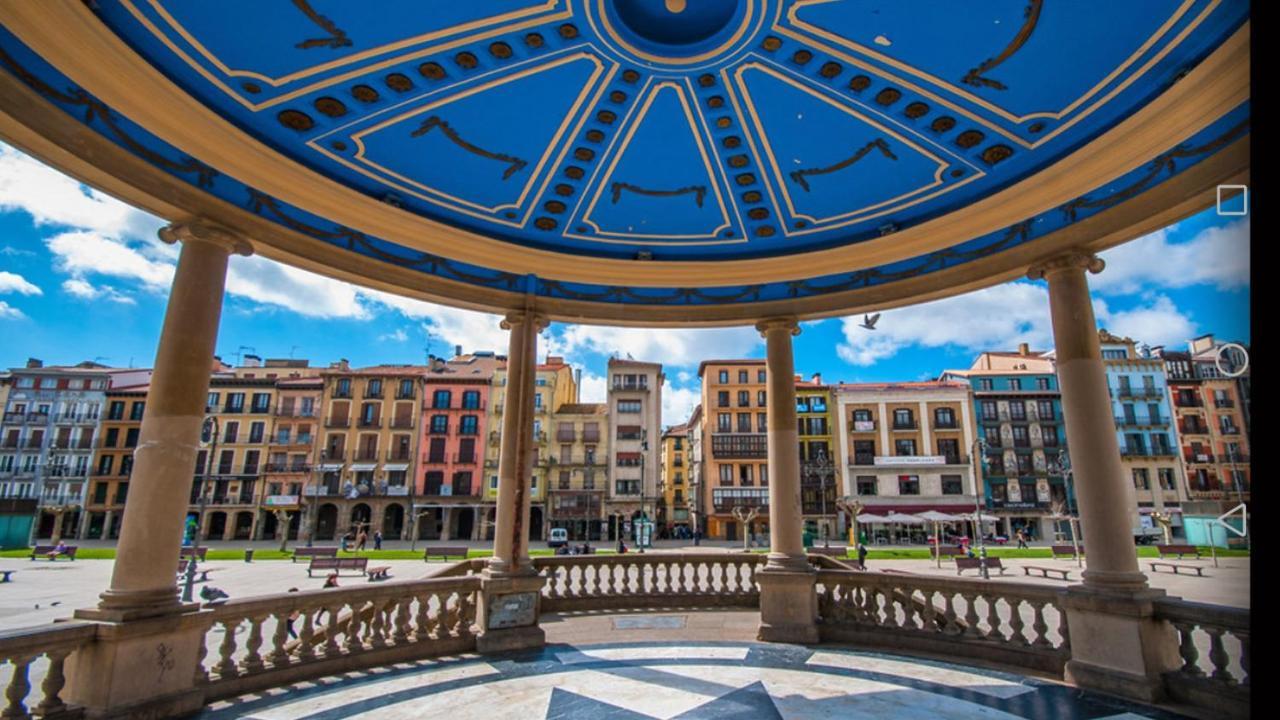 La Terraza De Zahara Apartamento Pamplona Exterior foto